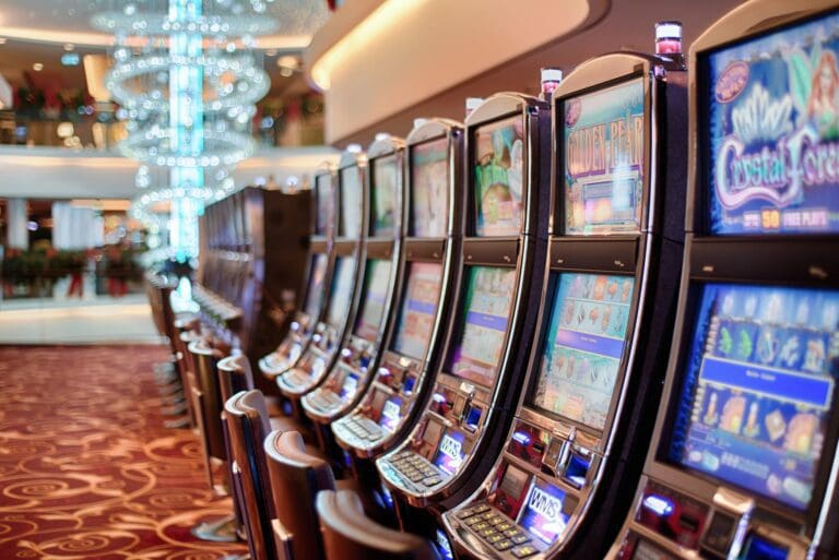 SLOTS 102: PAY ATTENTION TO THE MECHANICS BEHIND THE CURTAIN